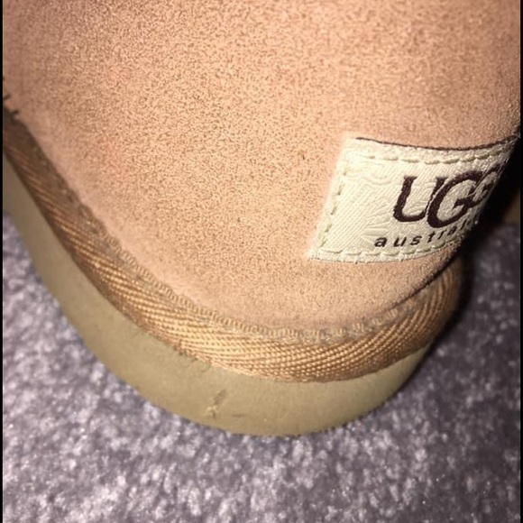 Authentic ugg Bailey button tall boots - Picture 4 of 10